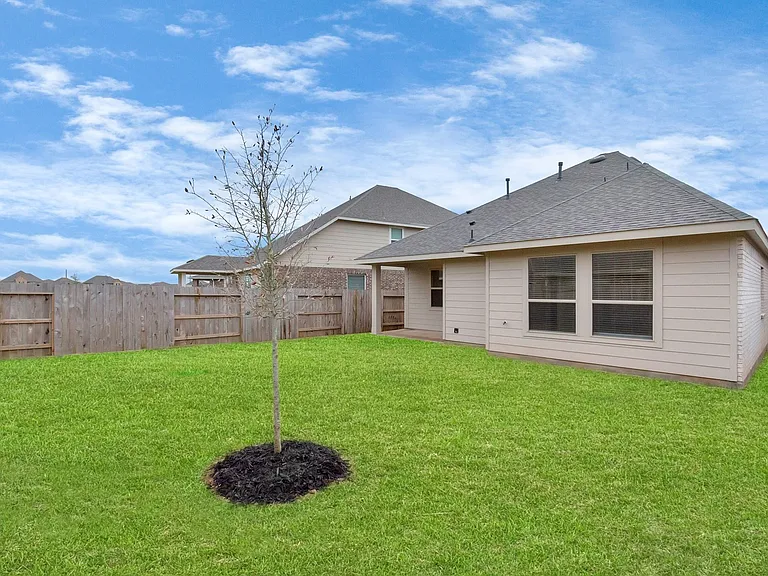 4406 Low Meadow Ln — Photo 32