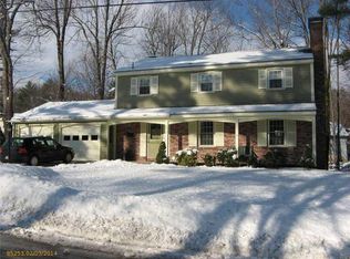 72 Pineloch Dr, Portland, ME 04103