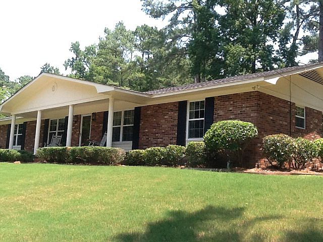 2nd image of 2718 Wellington Dr