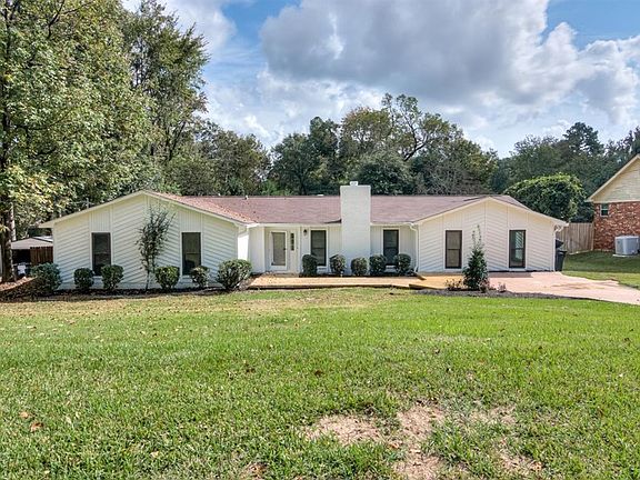 2nd image of 1124 Brookwood Dr