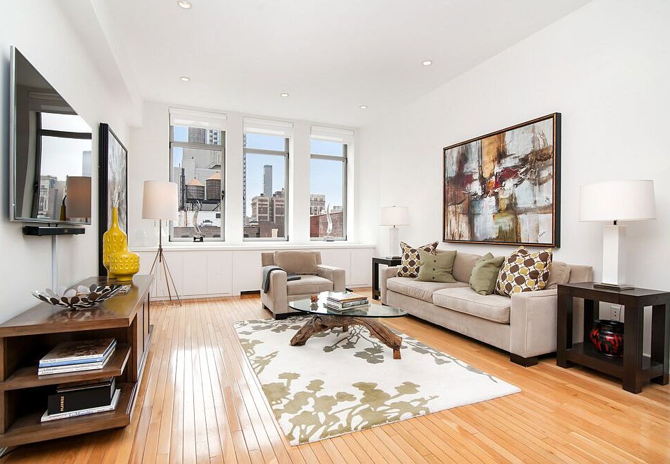 1st image of 252 7th Ave APT 14J