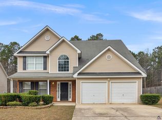 230 Millstone Dr, Hampton, GA 30228