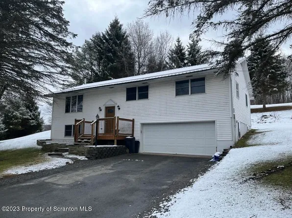 422 E Water St, Thompson, PA 18465