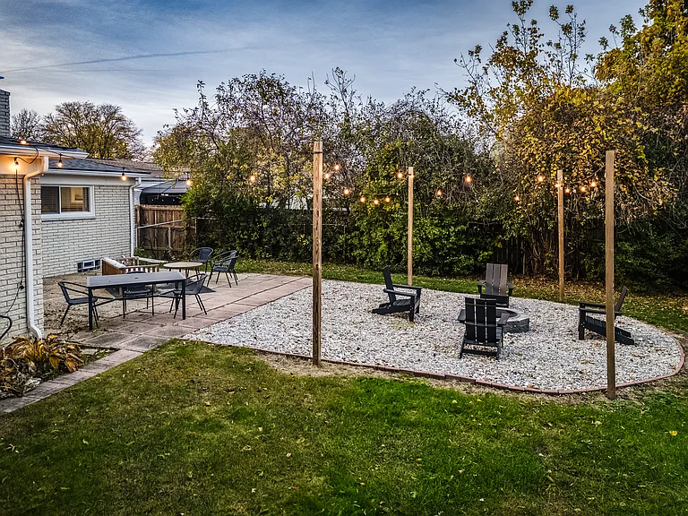 5038 Dayton Dr — Photo 35