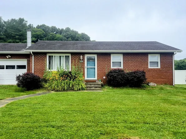 6701 Radford Rd, Athens, OH 45701