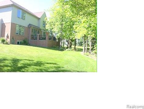 2nd image of 2253 Renee Dr