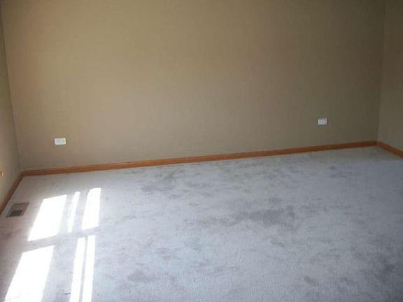 4th image of 1728 Kenicott Ct