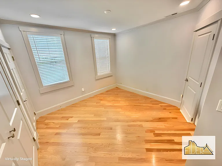 162 Salem St #1 — Photo 6