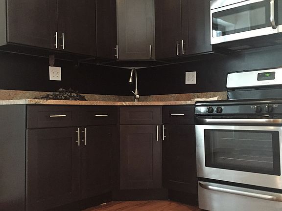 3rd image of 2308 Newtown Ave APT 2CE