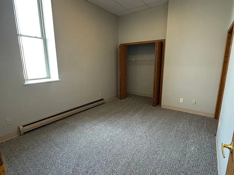 124 E Main St — Photo 5