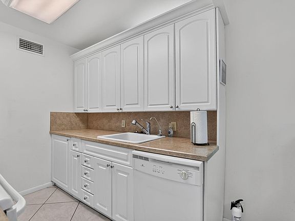 5th image of 2025 Cornwall B