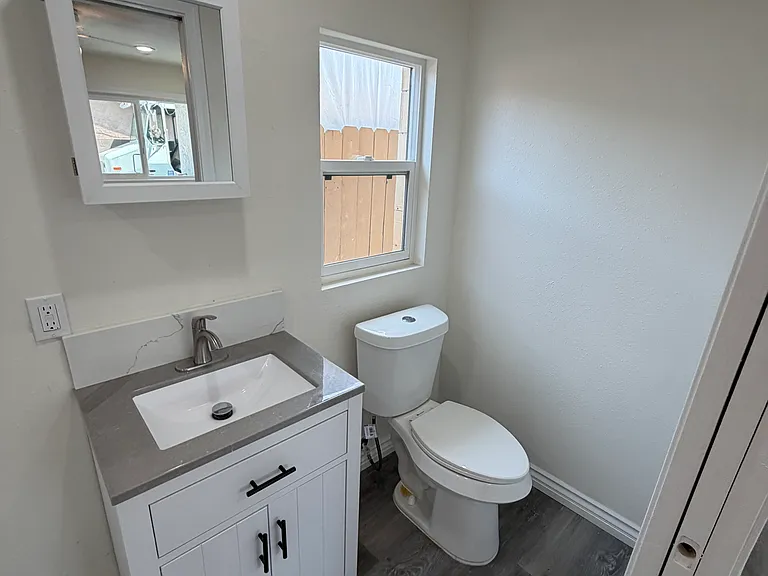 2513 W Occidental St #3 — Photo 4