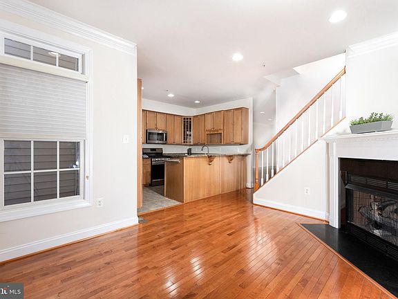 5th image of 12019 Montrose Park Pl