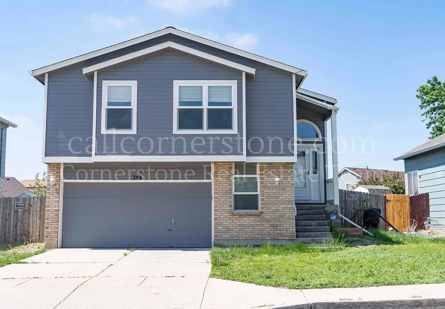 3 bed, 2.5 bath, 1966 sqft, $2,322 — Photo 1
