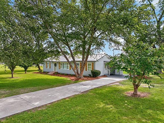 3rd image of 3084 Stallings Rd
