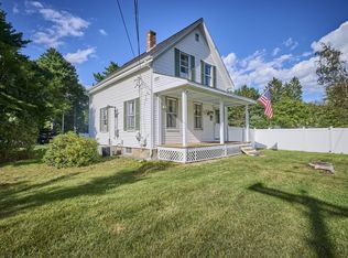 62 Chestnut St, Foxboro, MA 02035
