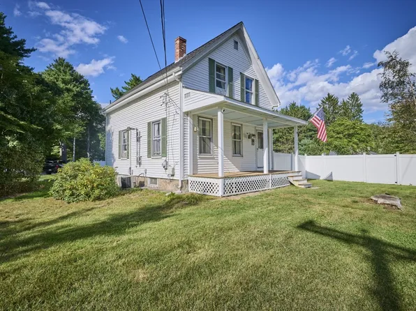 62 Chestnut St, Foxboro, MA 02035