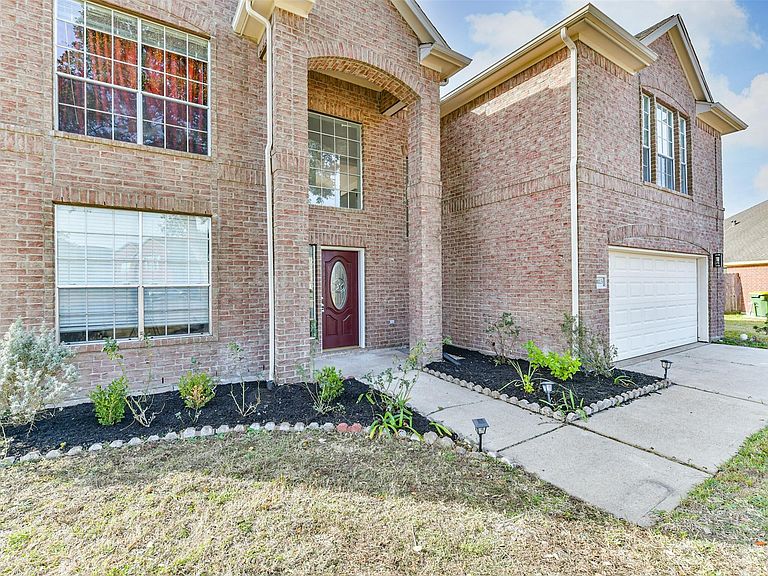 Listing photo 3