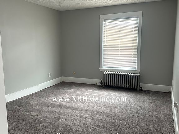 4th image of 254 East Ave #35ff62fc9