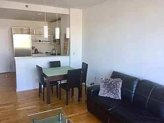 Rented by R New York