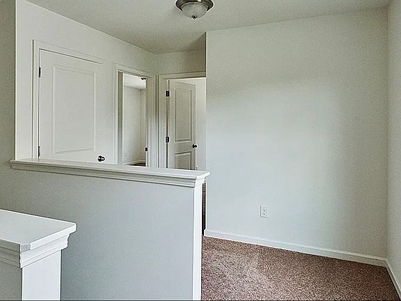 3rd image of 415 Golden Villas Dr