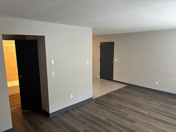 4th image of 3320 Grand Ave S APT 100