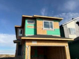 1723 46th St NW, Edmonton, AB T6L3H7