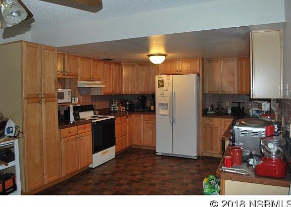 2nd image of 3231 Vista Palm Dr