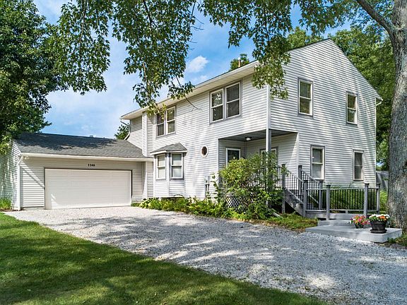 2nd image of 1146 Beechview Dr N