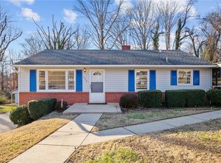 402 Neston Dr, Winston Salem, NC 27105