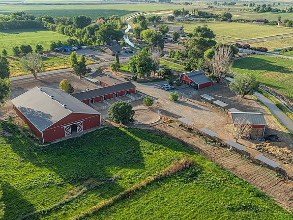 2nd image of 1577-14 1/2 Rd