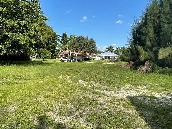 4th image of 5314 SW 25th Ct
