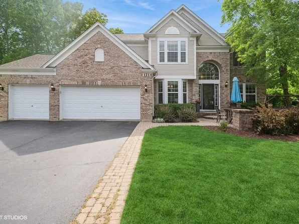 1214 Meade Ct, Lindenhurst, IL 60046