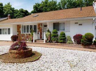 976 Otsego Rd, West Hempstead, NY 11552