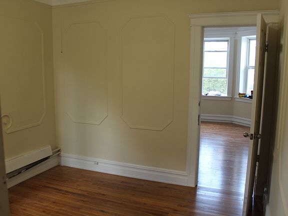 2nd image of 7 East St APT 4