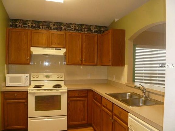 2nd image of 1722 Mosaic Forest Dr