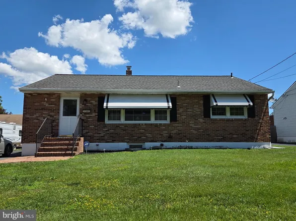 204 Garfield Ave, New Castle, DE 19720