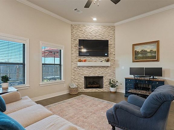 4th image of 7300 SW Walnut Grv
