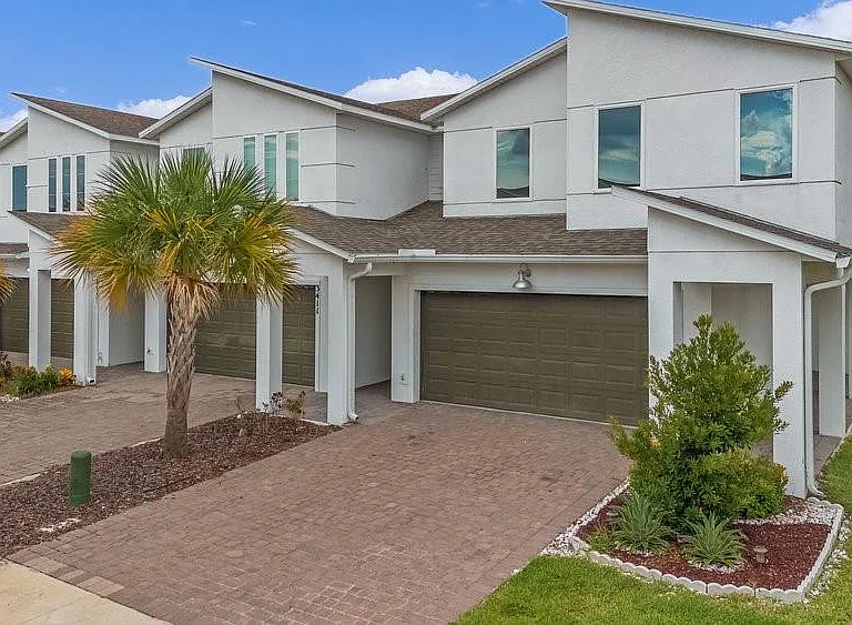 3401 Beau Rd — Photo 2