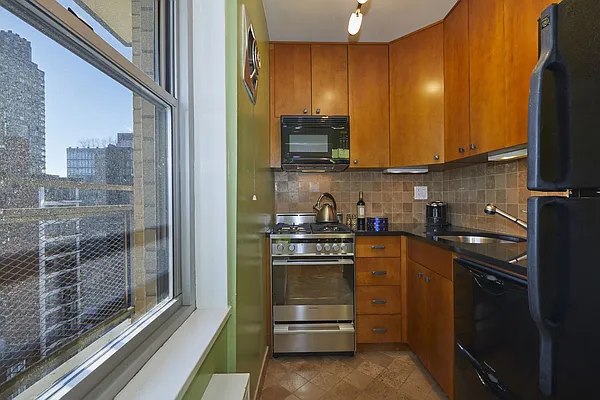 Sold by Brown Harris Stevens | media 3