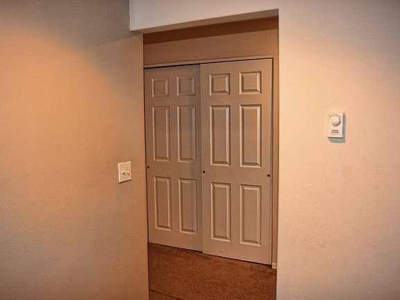 3rd image of 4073 Gilman Ave W APT 107