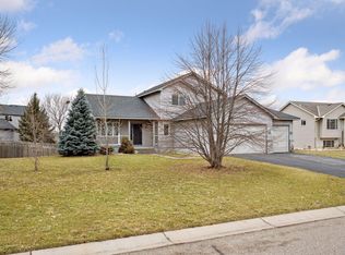 22761 Claire Ct, Rogers, MN 55374