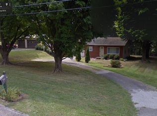 671 Highland Ave, Corydon, IN 47112