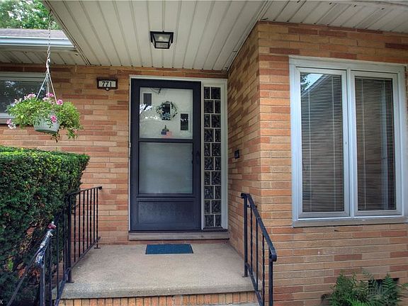 2nd image of 771 Kenbridge Dr