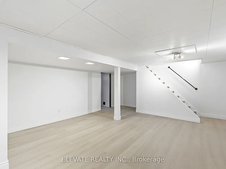 4 Pullen Ave — Photo 29