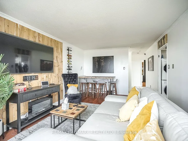 3077 Weston Rd #1705 — Photo 9