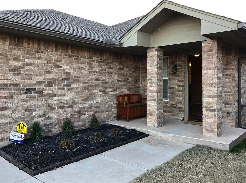 1st image of 12637 Heritage Oaks Dr