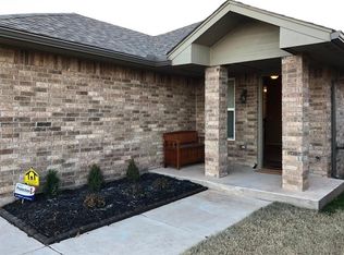 12637 Heritage Oaks Dr, Oklahoma City, OK 73120