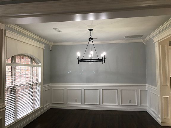 5th image of 10901 Hearthstone Ln