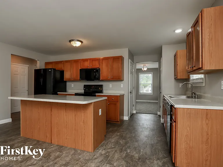 128 Homefield Lake Ct — Photo 6